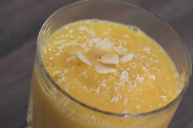 Mango smoothie