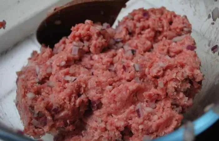 3 ingredient homemade burgers 4