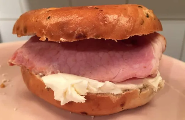 Bacon and cream cheese breakfast bagel