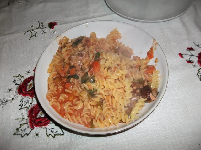Tuna Vegetable Tomato Pasta