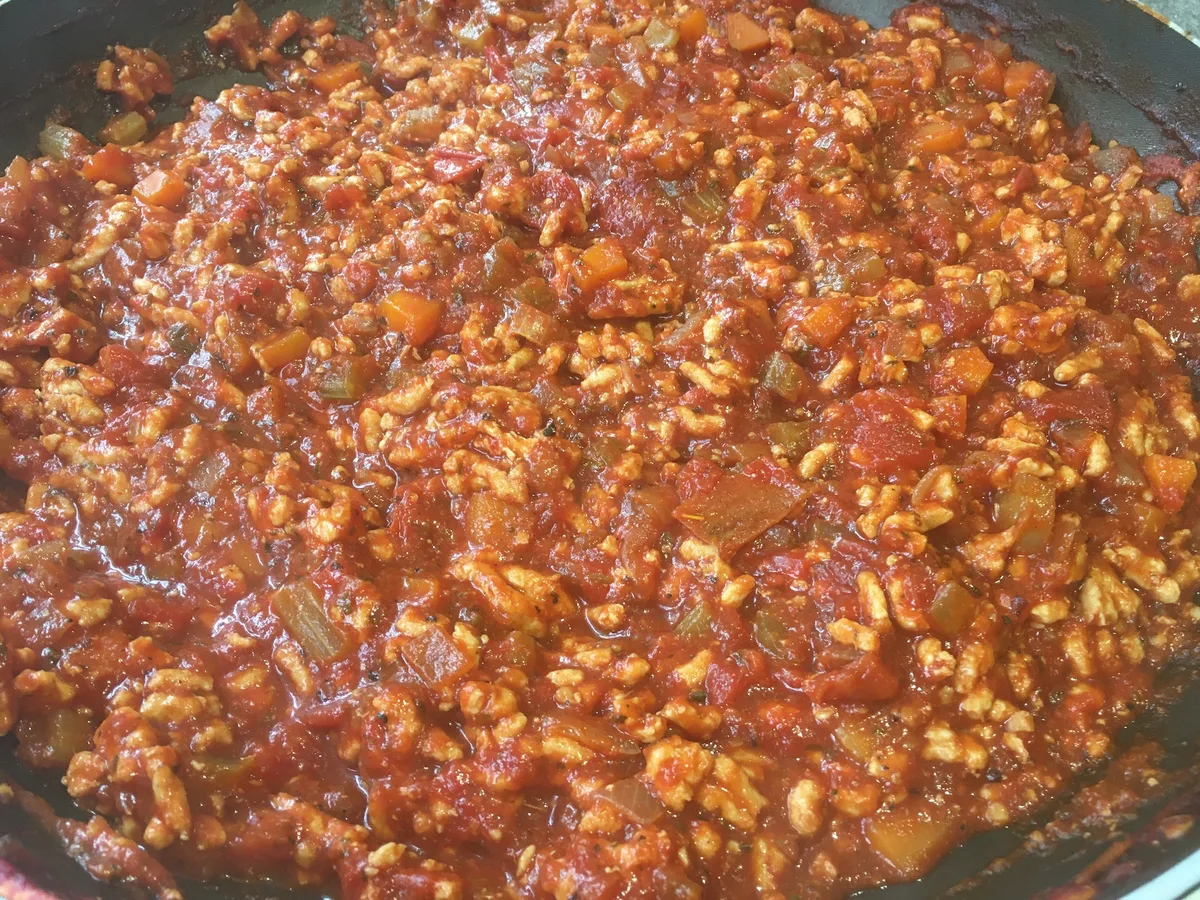 Easy and Healthy Turkey Bolognese Recipe - 6