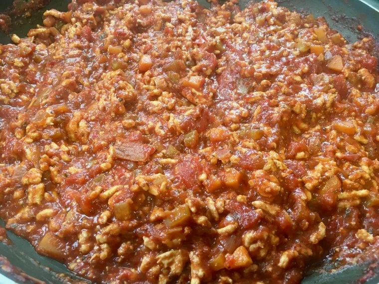 Easy and Healthy Turkey Bolognese Recipe - 7