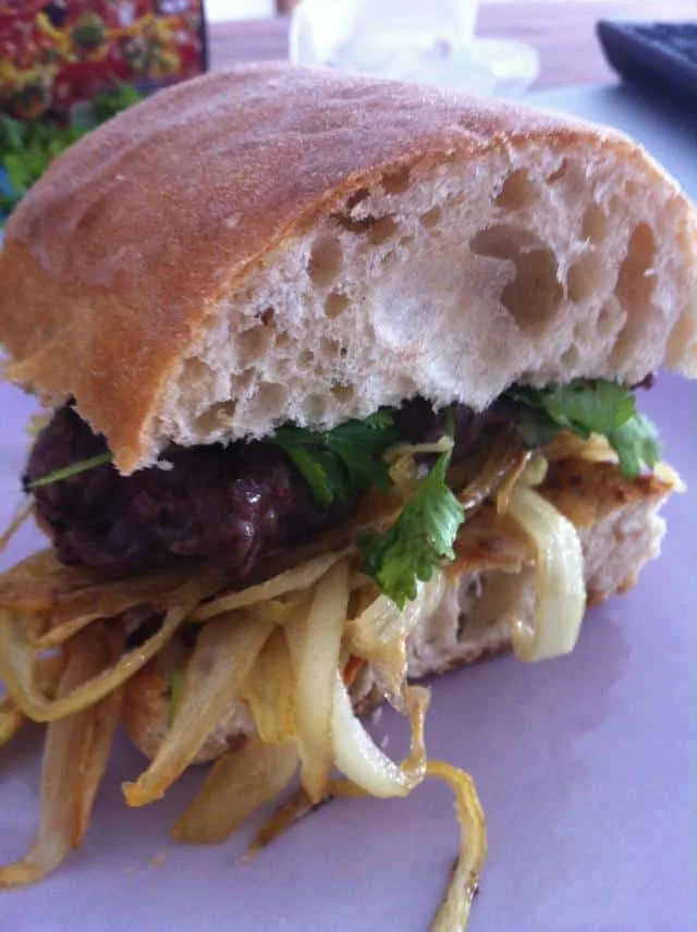 Steak sandwich with caramelised onions