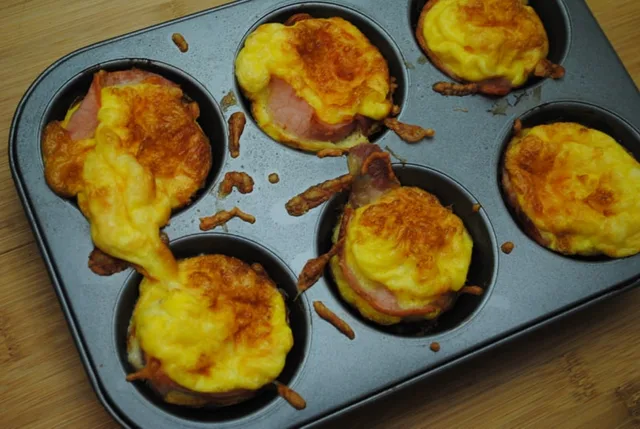 4 Ingredient Bacon and Egg Breakfast Cups Recipe