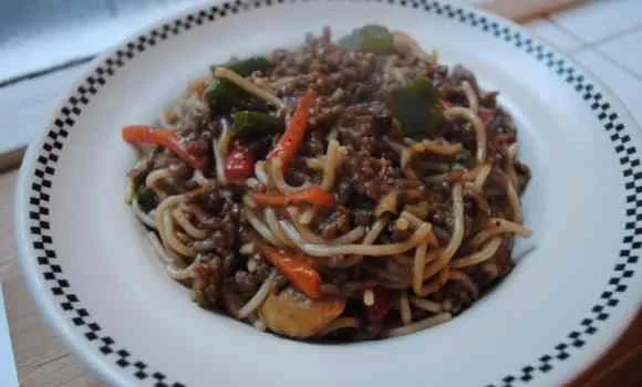 beef veg stir fry noodle 2