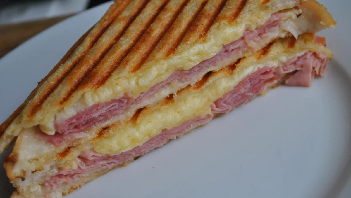 cheese ham toastie - 1