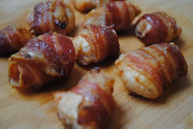 Sweet chicken and bacon bites recipe
