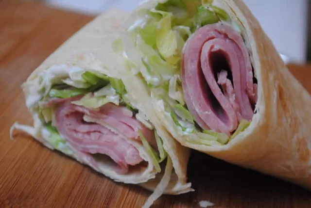 Yummy ham and cream cheese wraps