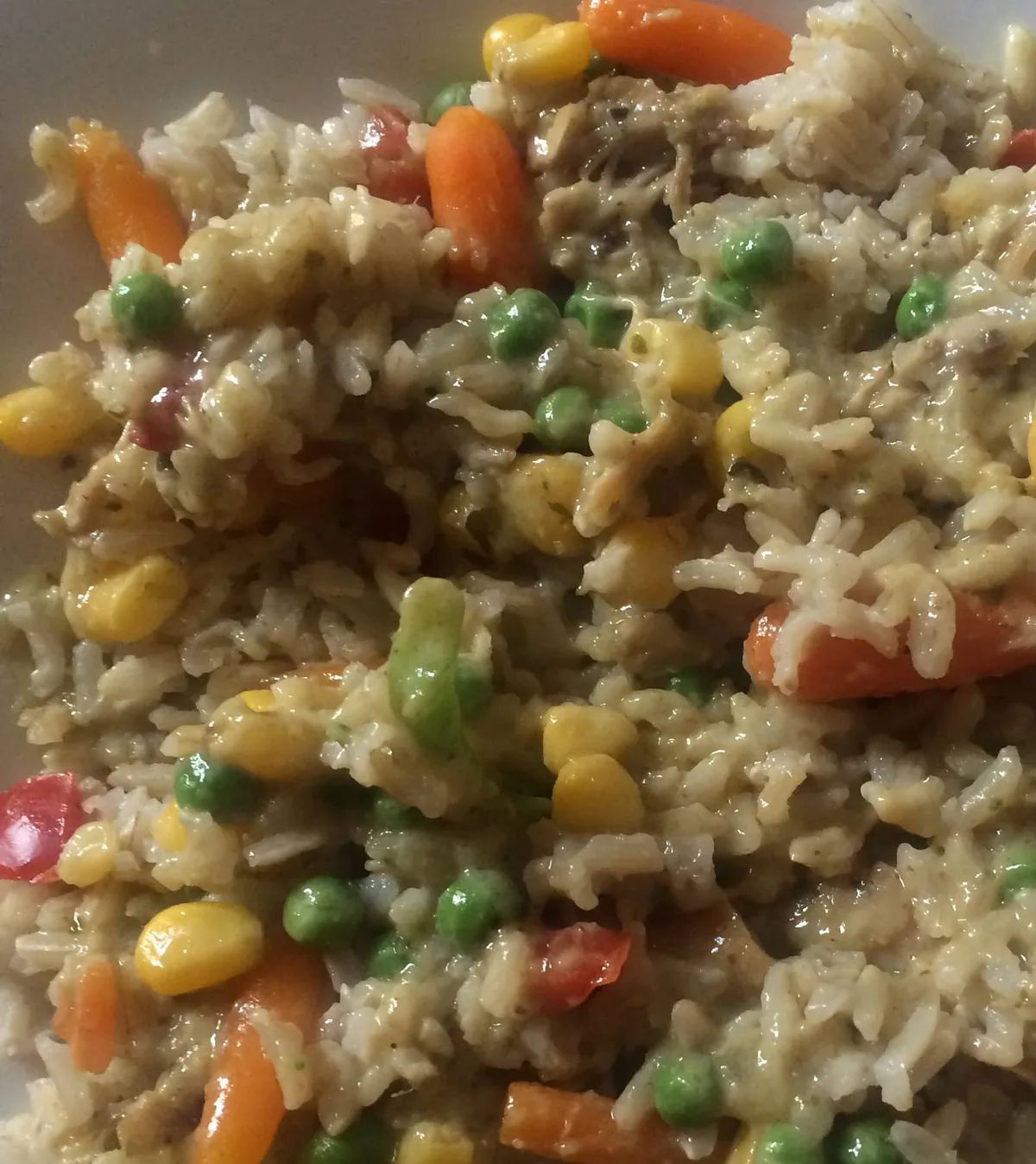 Multicoloured Thai green curry