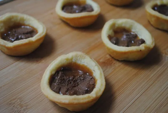 2 ingredient Rolo tarts recipe
