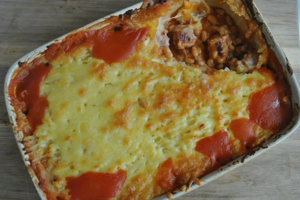 sausage bean mashed potato cowboy pie recipe - 1 (1)