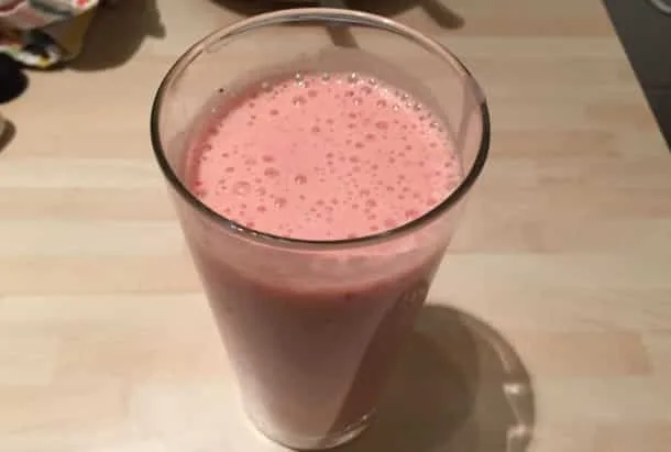 strawberry and banana smoothie