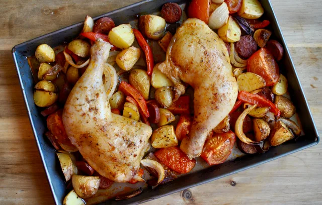spanish chicken tray bake recipe - 3 (1)