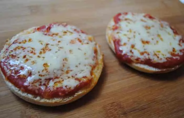 Super quick pizza muffin recipe
