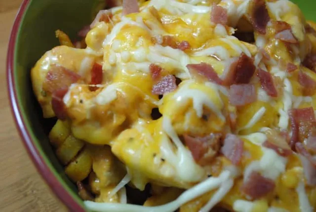 Chicken Enchilada Curly Fries recipe