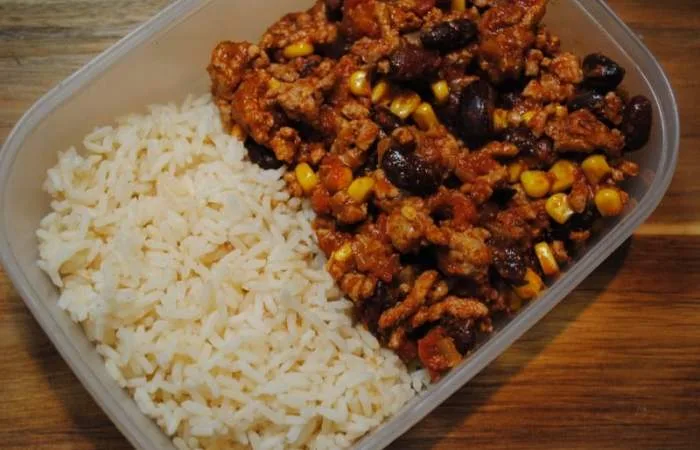 student eats recipes  - 9