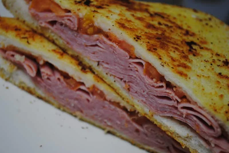 Super simple ham and tomato toastie (without a toastie maker!)