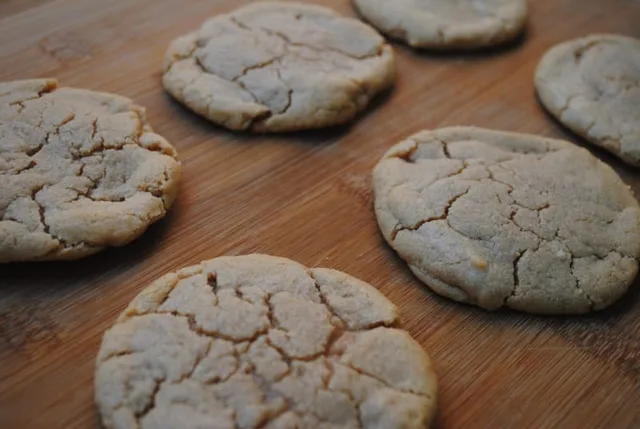 3 Ingredient Peanut Cookies
