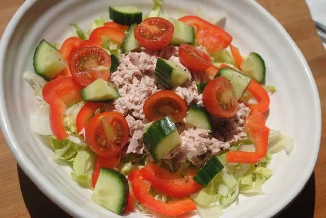 Quick and simple tuna salad recipe