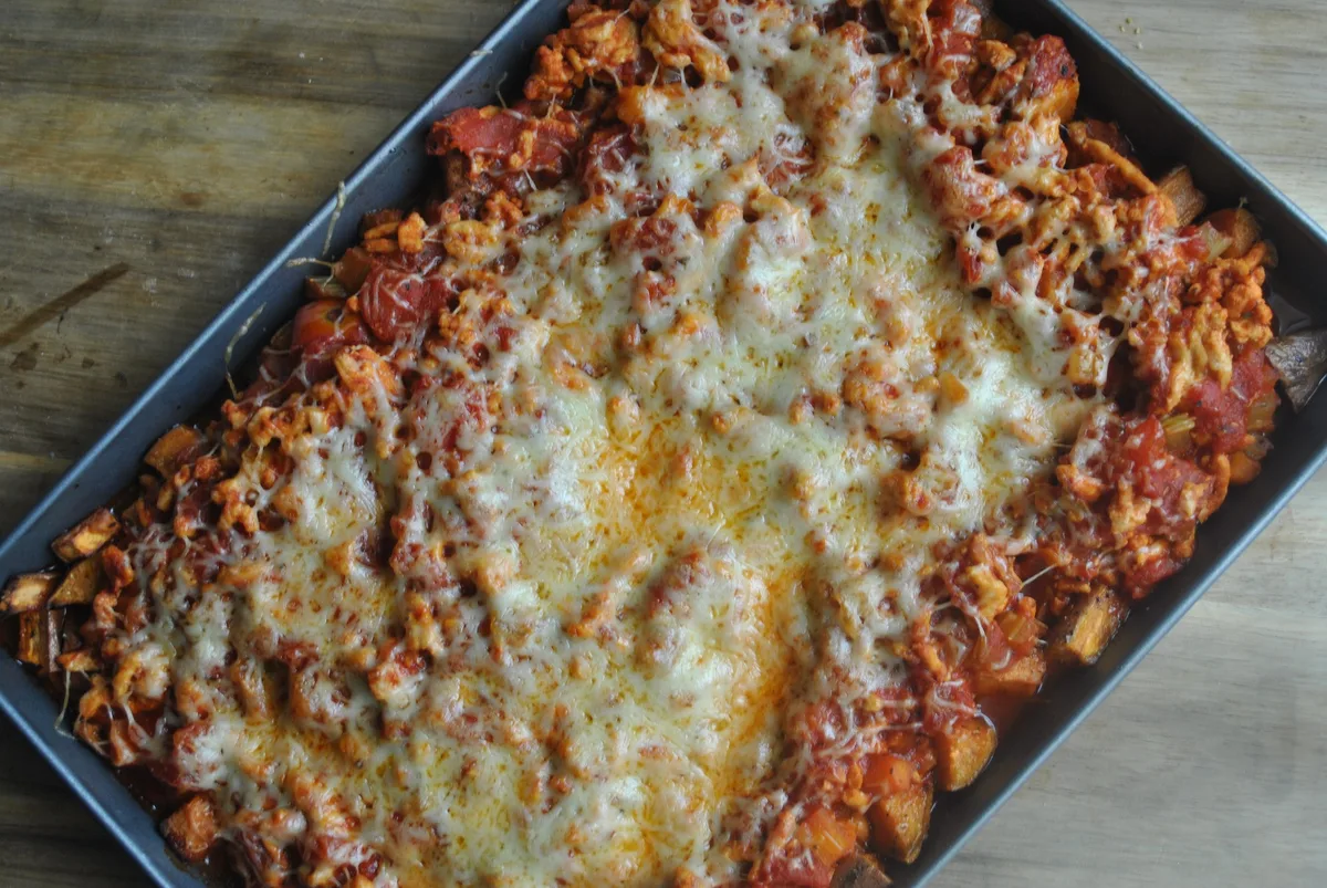 turkey bolognese sweet potato bake recipe - 3